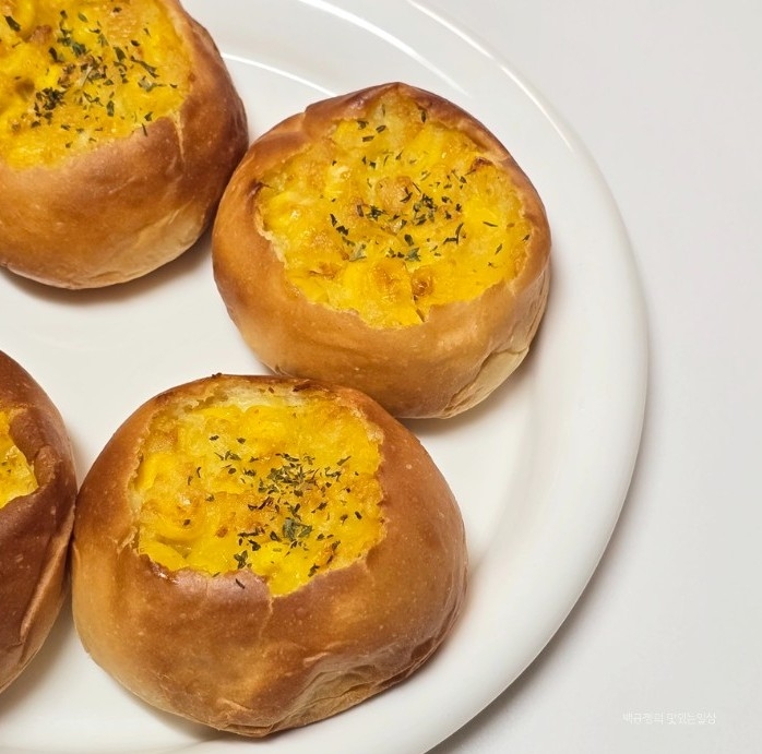 玉米芝士早餐面包