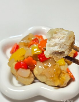 Vegetable Monkfish Sweet and Sour, made with boneless fried monkfish.